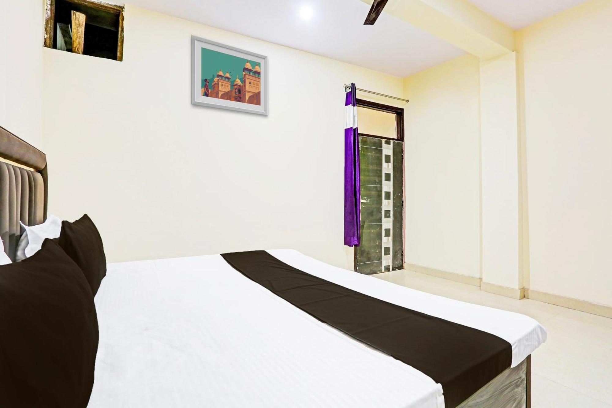 Hotel O Redbull Inn Gurgaon Exterior photo