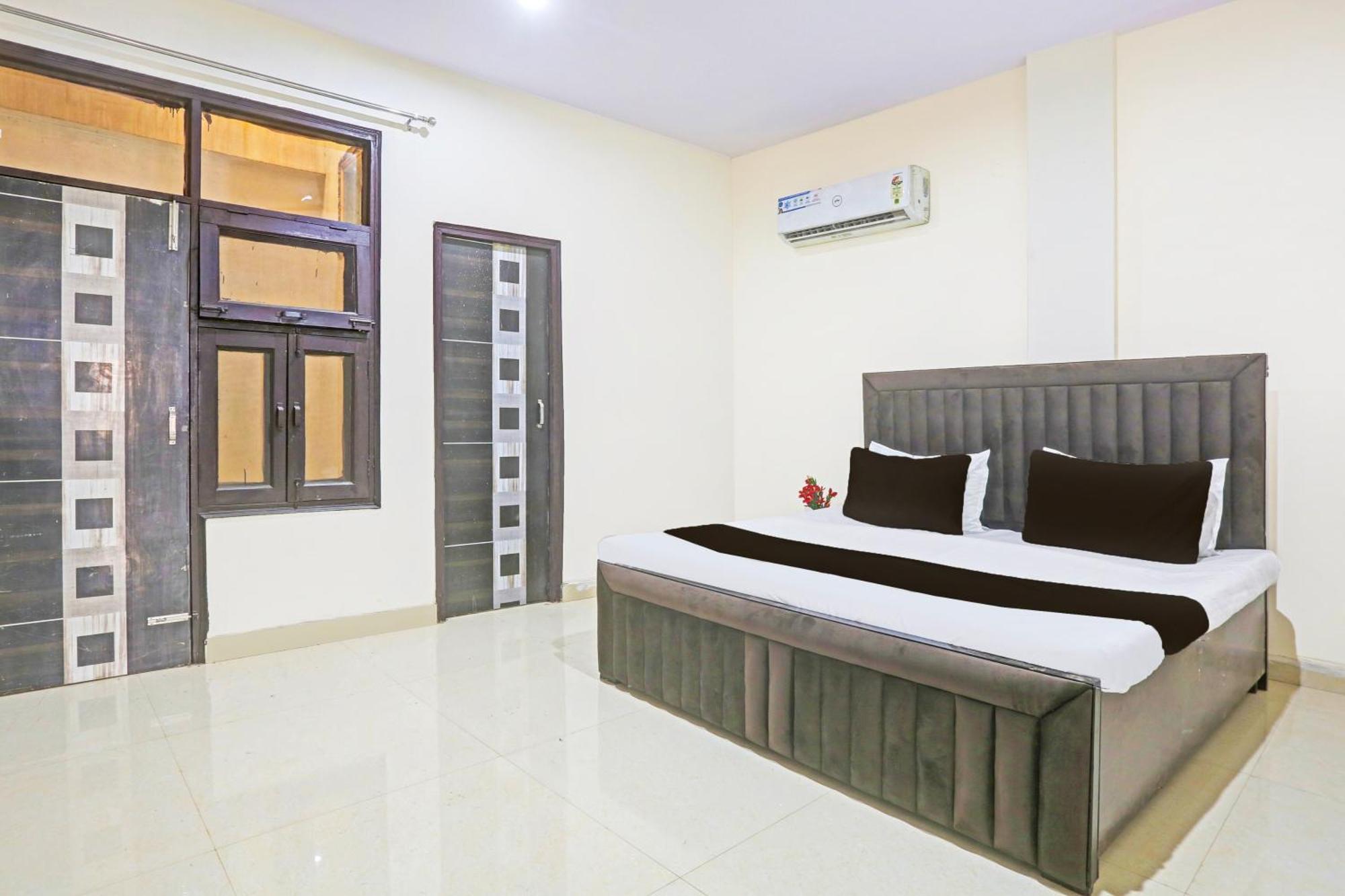 Hotel O Redbull Inn Gurgaon Exterior photo